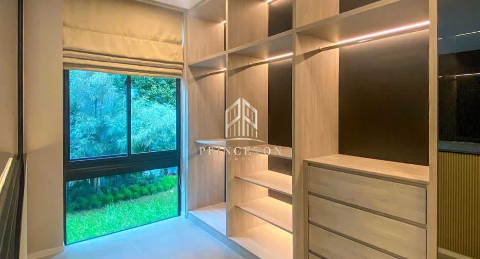 For rent 4 bedrooms house in Saphan Sung, Bangkok