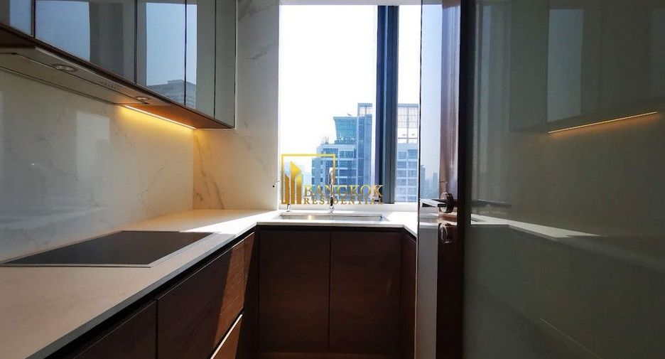 For rent 3 bedrooms condo in Khlong Toei, Bangkok