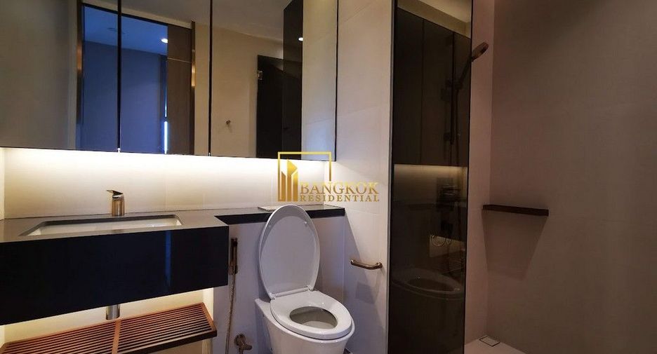For rent 3 bedrooms condo in Khlong Toei, Bangkok
