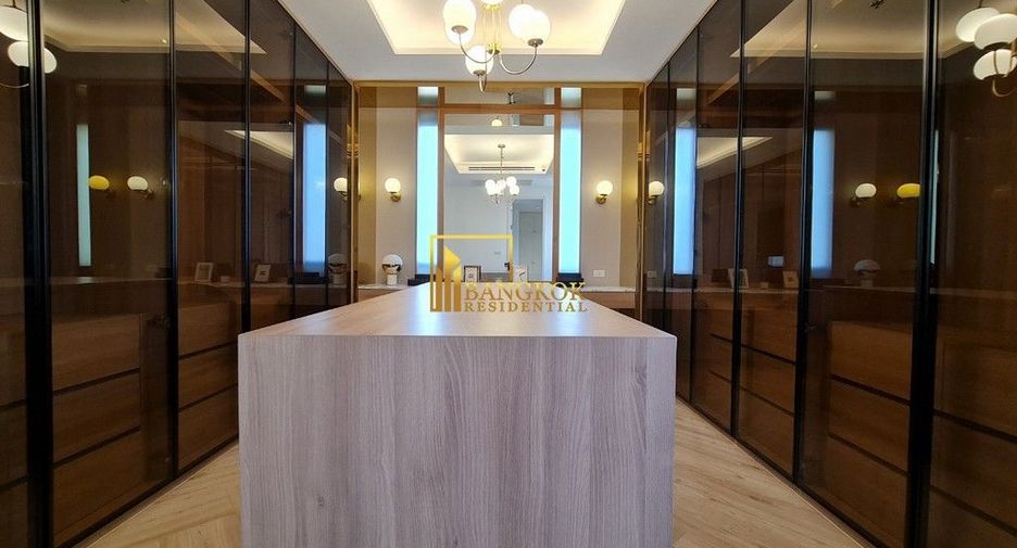 Apartamento en alquiler de 3 habitaciones en Khlong Toei, Bangkok
