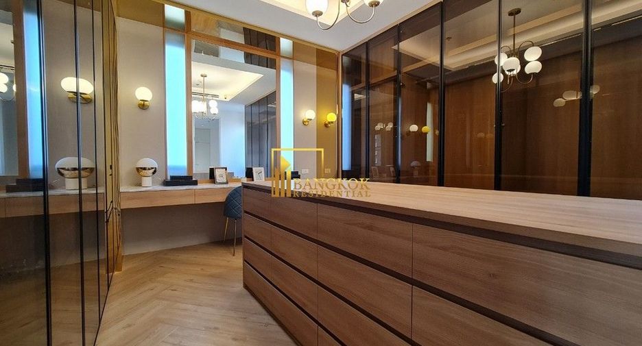 Apartamento en alquiler de 3 habitaciones en Khlong Toei, Bangkok