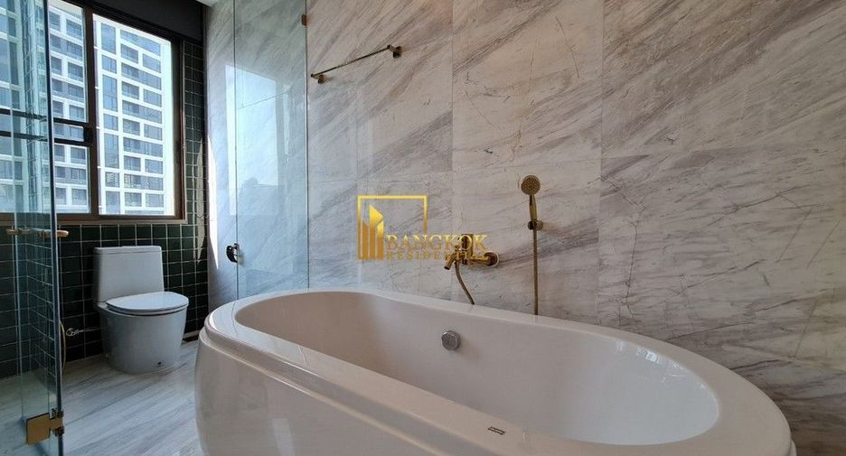 Apartamento en alquiler de 3 habitaciones en Khlong Toei, Bangkok