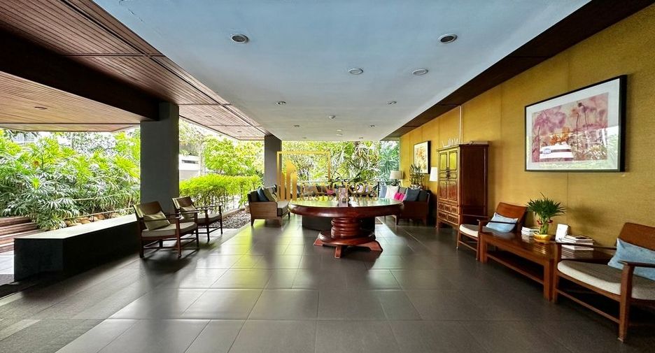 Apartamento en alquiler de 3 habitaciones en Khlong Toei, Bangkok