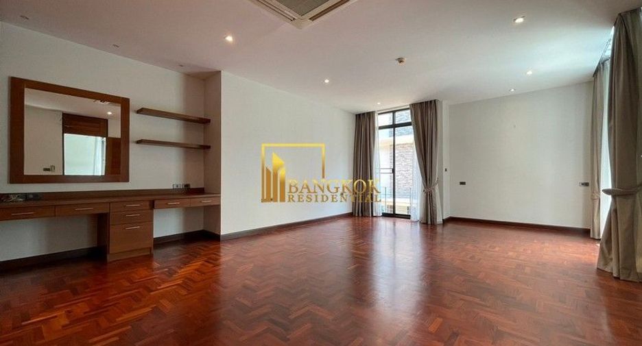 For rent 5 ベッドルーム villa in Khlong Toei, Bangkok