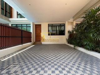 For rent 5 ベッドルーム villa in Khlong Toei, Bangkok