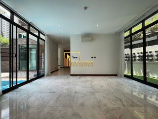 For rent 5 ベッドルーム villa in Khlong Toei, Bangkok