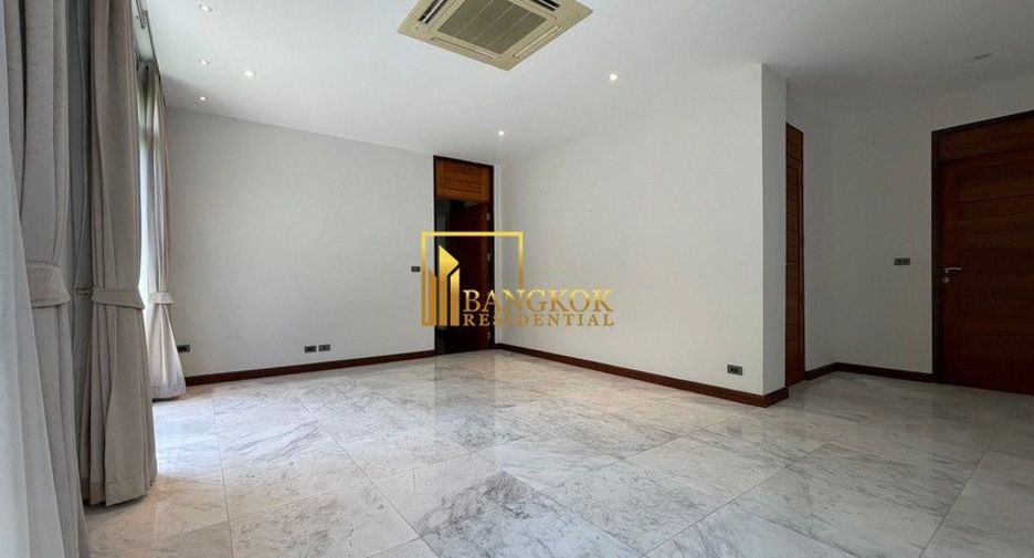 For rent 5 ベッドルーム villa in Khlong Toei, Bangkok