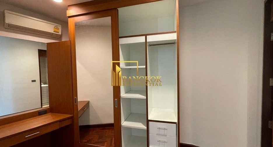 For rent 5 ベッドルーム villa in Khlong Toei, Bangkok