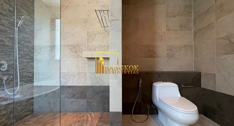For rent 5 ベッドルーム villa in Khlong Toei, Bangkok