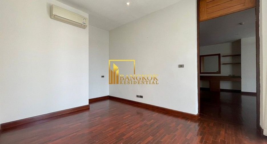 For rent 5 ベッドルーム villa in Khlong Toei, Bangkok