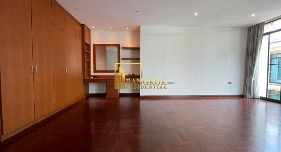 For rent 5 ベッドルーム villa in Khlong Toei, Bangkok