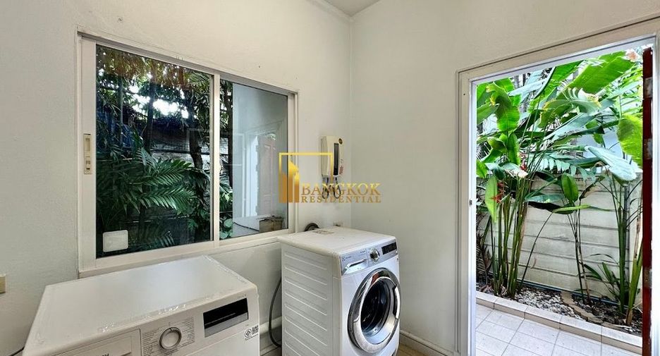 For rent 4 ベッドルーム villa in Khlong Toei, Bangkok