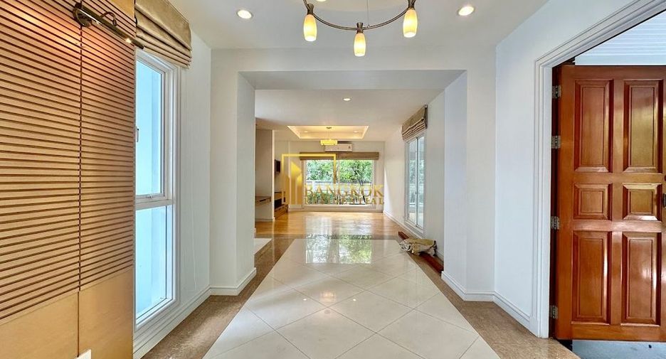 For rent 4 ベッドルーム villa in Khlong Toei, Bangkok