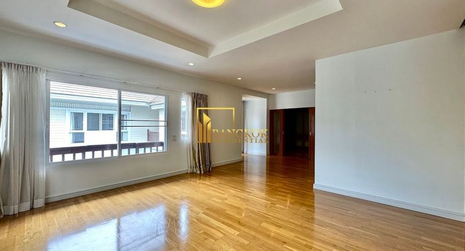 For rent 4 ベッドルーム villa in Khlong Toei, Bangkok