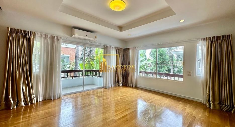 For rent 4 ベッドルーム villa in Khlong Toei, Bangkok