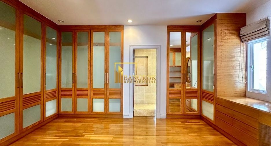 For rent 4 ベッドルーム villa in Khlong Toei, Bangkok