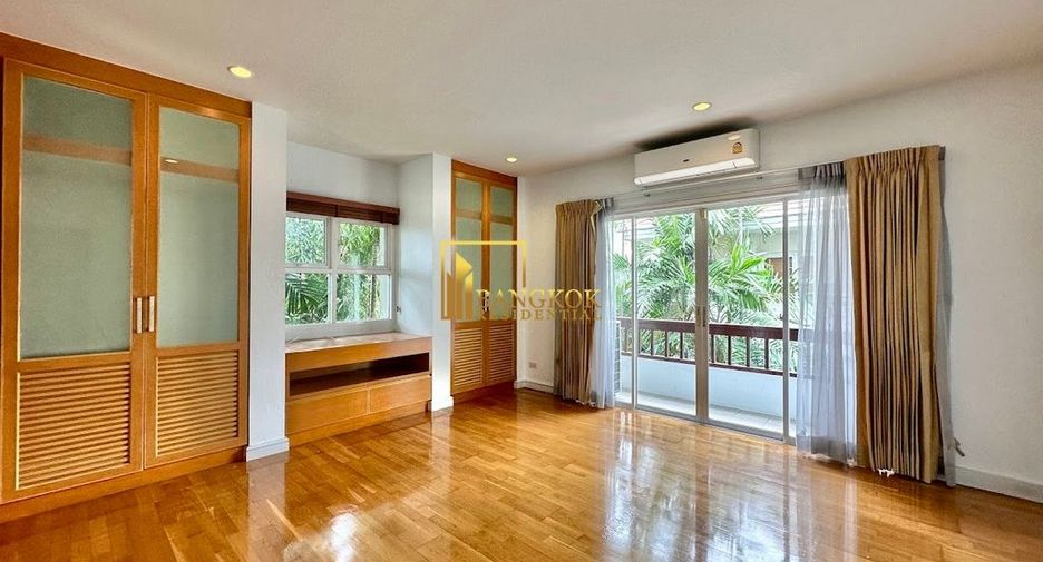 For rent 4 ベッドルーム villa in Khlong Toei, Bangkok