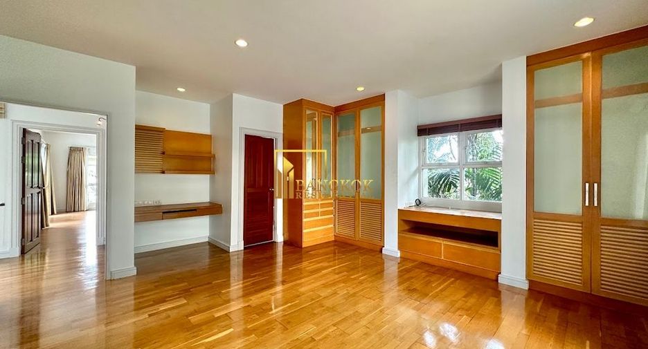 For rent 4 ベッドルーム villa in Khlong Toei, Bangkok