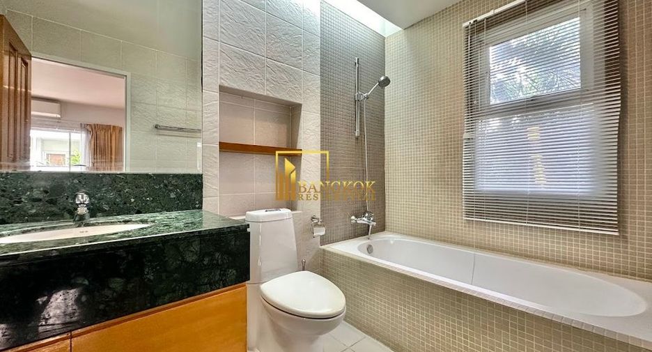 For rent 4 ベッドルーム villa in Khlong Toei, Bangkok