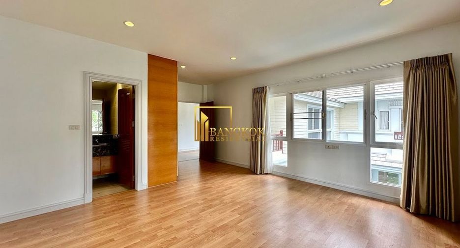 For rent 4 ベッドルーム villa in Khlong Toei, Bangkok