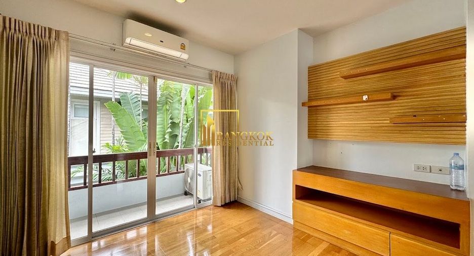 For rent 4 ベッドルーム villa in Khlong Toei, Bangkok