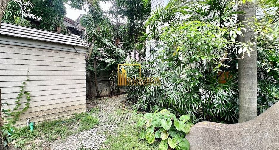 For rent 4 ベッドルーム villa in Khlong Toei, Bangkok