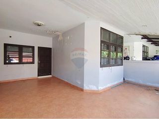 For sale 2 ベッドルーム townhouse in Ko Samui, Surat Thani