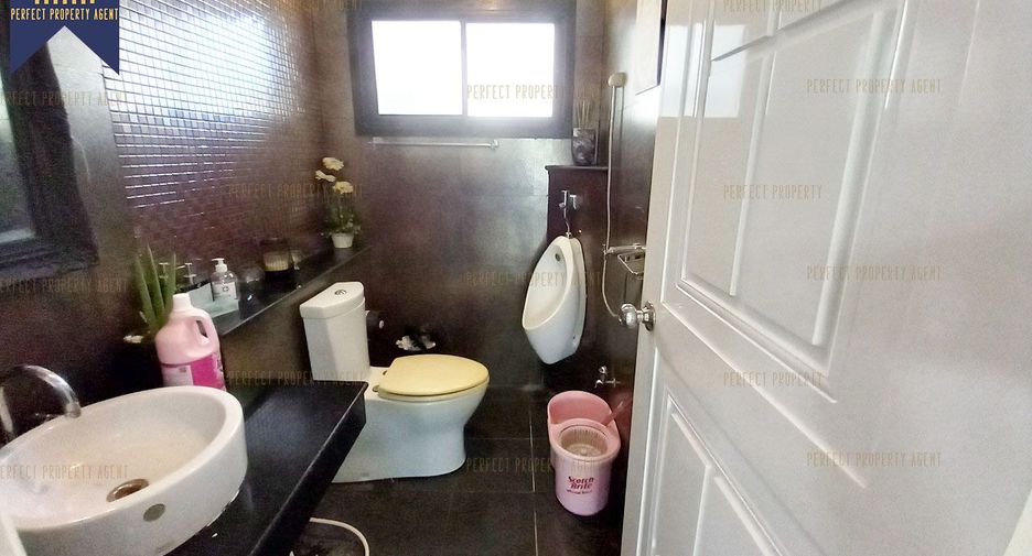 Haus zum Kauf mit 3 Zimmer in Bang Kruai, Nonthaburi