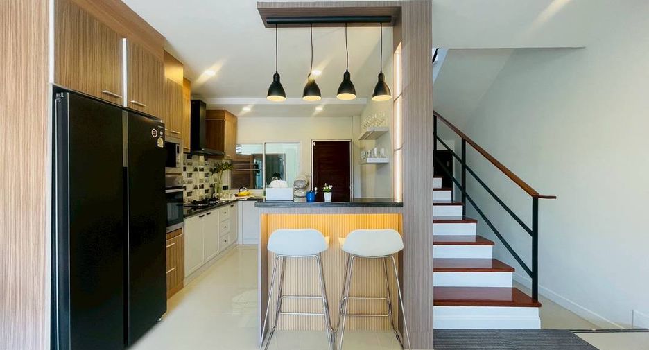 出租 和 出售 4 卧室 独立屋 在 San Sai, Chiang Mai