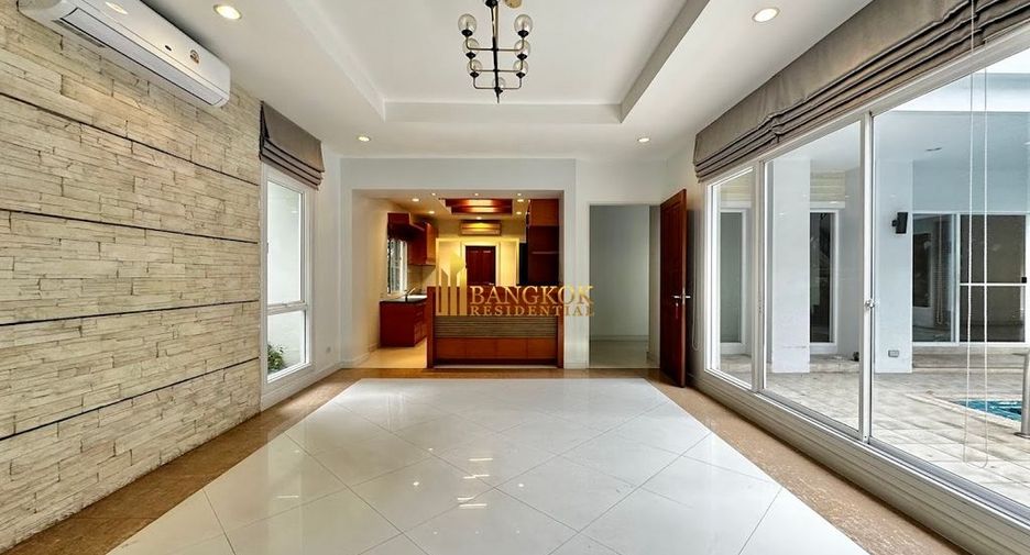 For rent 4 ベッドルーム villa in Khlong Toei, Bangkok