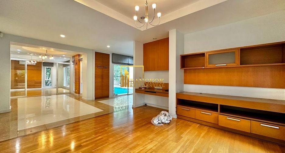 For rent 4 ベッドルーム villa in Khlong Toei, Bangkok