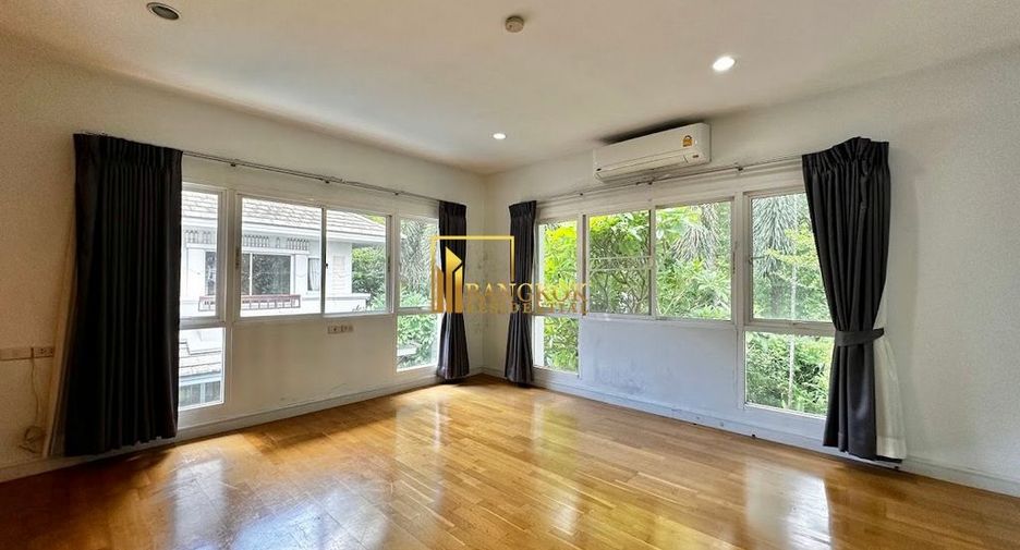 For rent 4 ベッドルーム villa in Khlong Toei, Bangkok