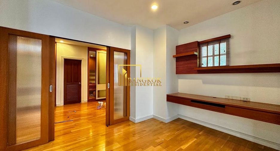 For rent 4 ベッドルーム villa in Khlong Toei, Bangkok