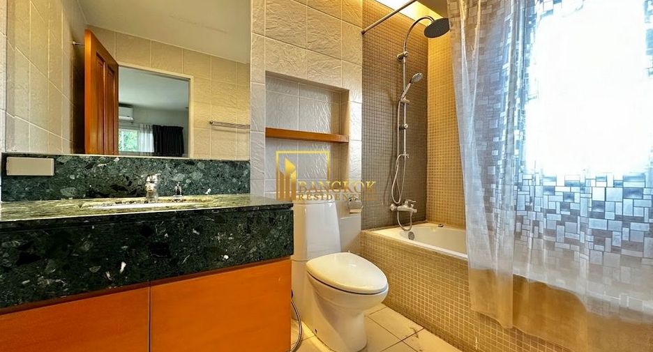For rent 4 ベッドルーム villa in Khlong Toei, Bangkok
