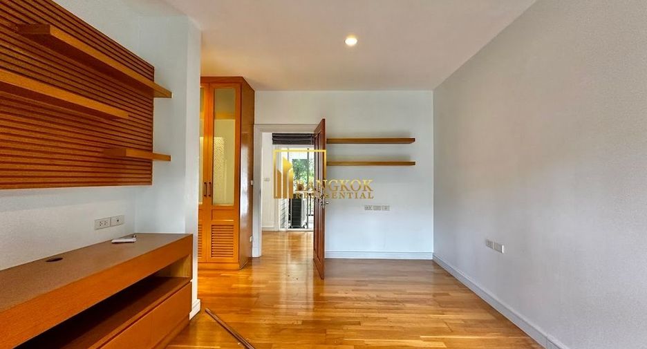 For rent 4 ベッドルーム villa in Khlong Toei, Bangkok