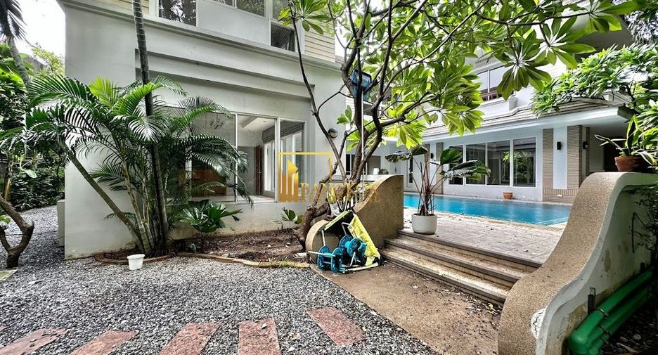 For rent 4 ベッドルーム villa in Khlong Toei, Bangkok