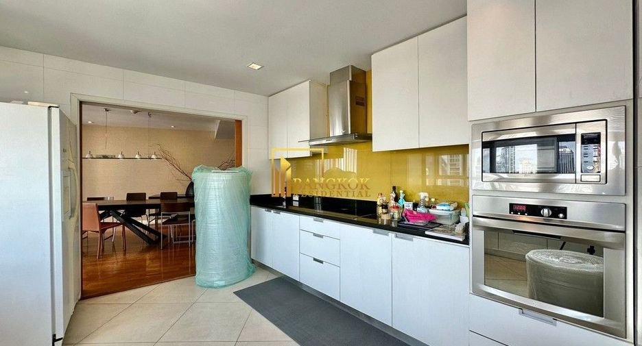 For rent 4 ベッドルーム serviced apartment in Pathum Wan, Bangkok