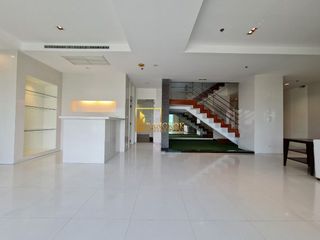 For rent 4 ベッドルーム apartment in Pathum Wan, Bangkok