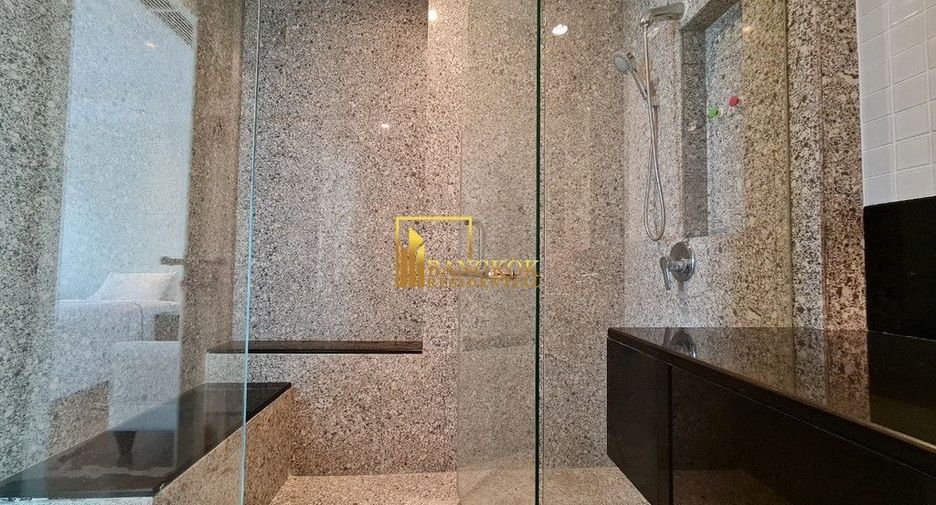 For rent 4 bedrooms apartment in Pathum Wan, Bangkok