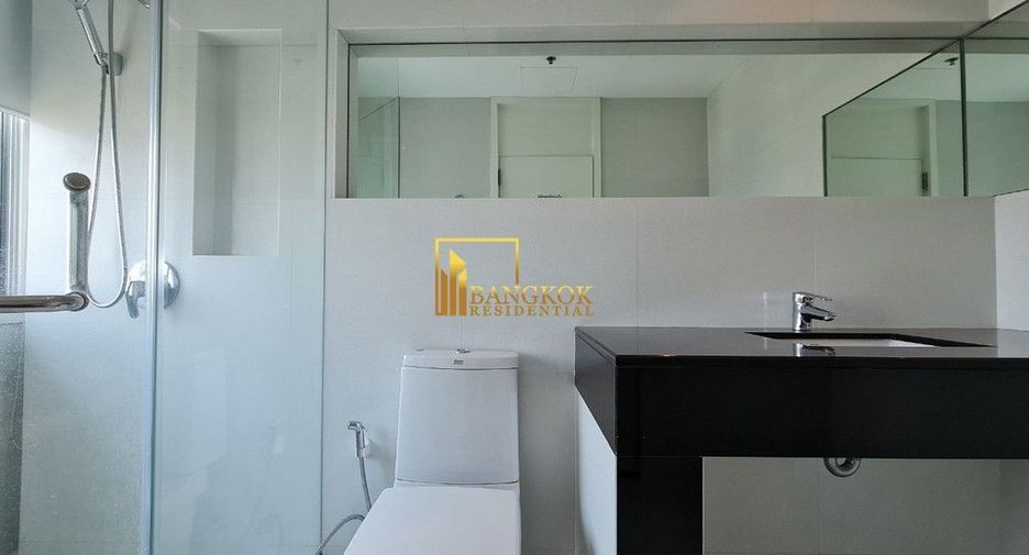For rent 4 bedrooms apartment in Pathum Wan, Bangkok