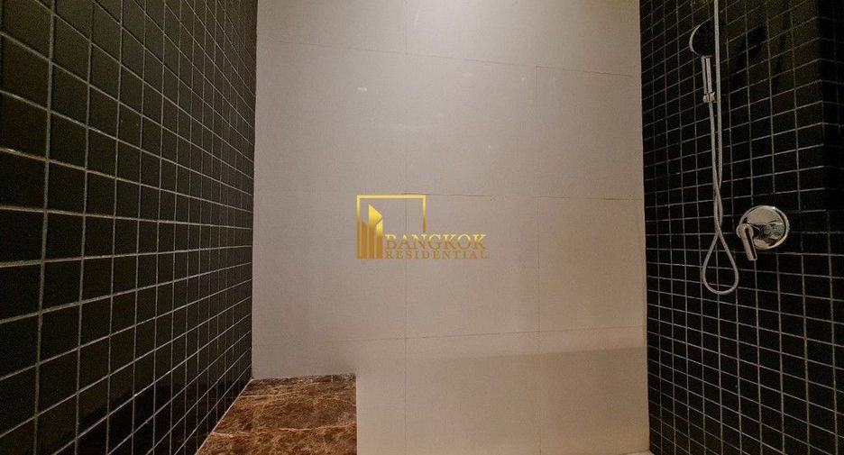 For rent 4 bedrooms apartment in Pathum Wan, Bangkok