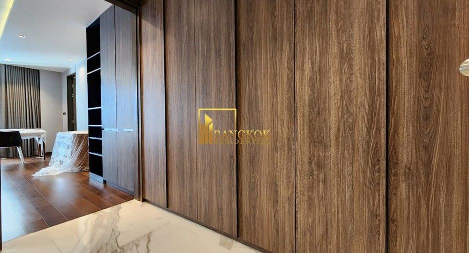 For rent 3 bedrooms apartment in Khlong Toei, Bangkok