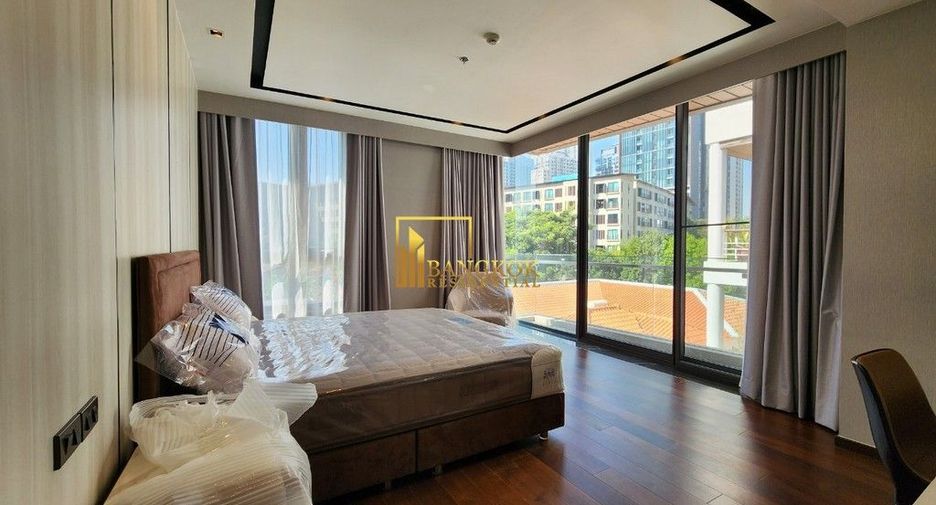 For rent 3 bedrooms apartment in Khlong Toei, Bangkok