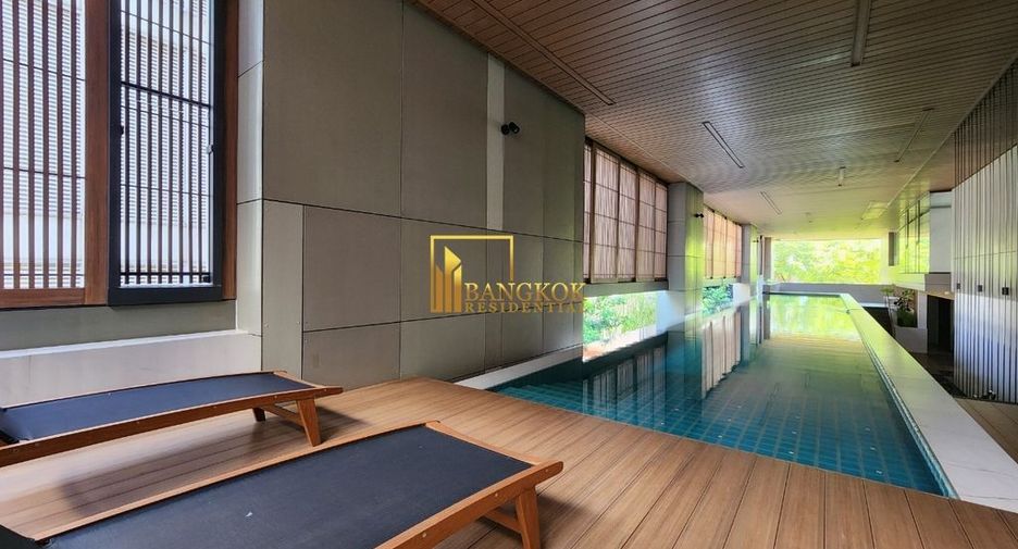 For rent 3 bedrooms apartment in Khlong Toei, Bangkok