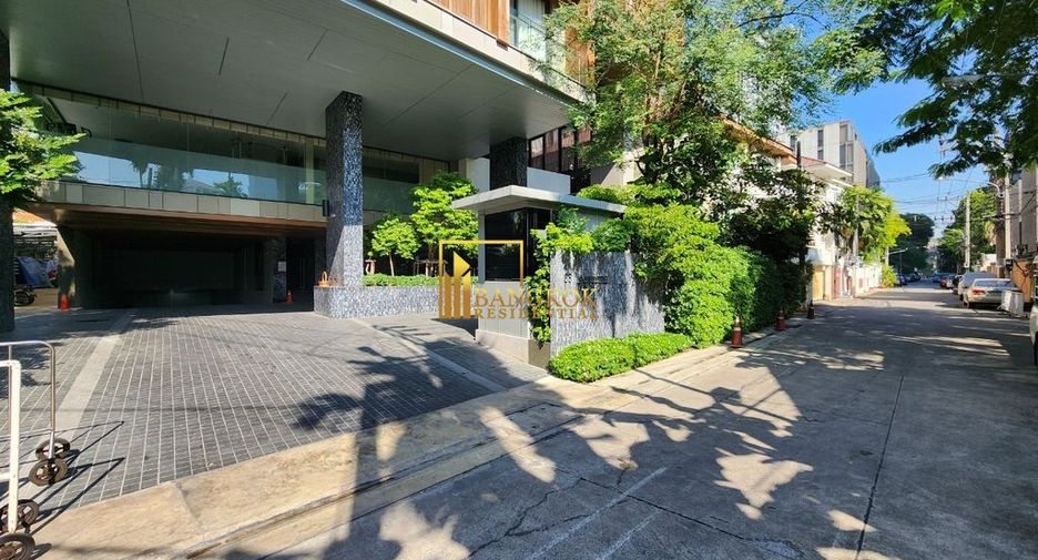For rent 3 bedrooms apartment in Khlong Toei, Bangkok