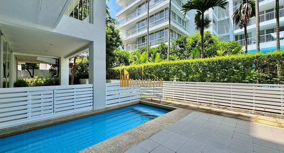 For rent 4 bedrooms apartment in Watthana, Bangkok