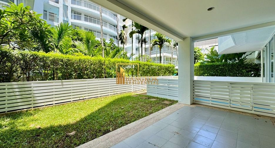 For rent 4 bedrooms apartment in Watthana, Bangkok