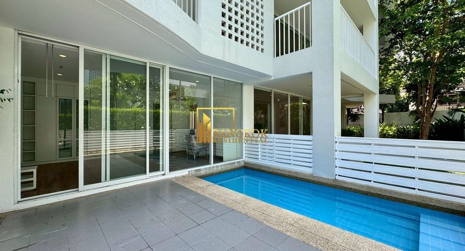 For rent 4 bedrooms apartment in Watthana, Bangkok