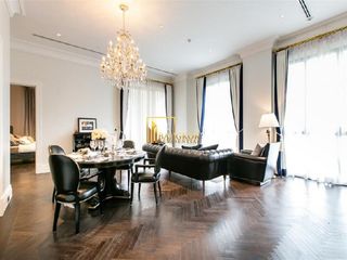 For rent 2 bedrooms condo in Pathum Wan, Bangkok