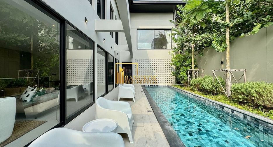 À louer 4 chambres villa à Watthana, Bangkok